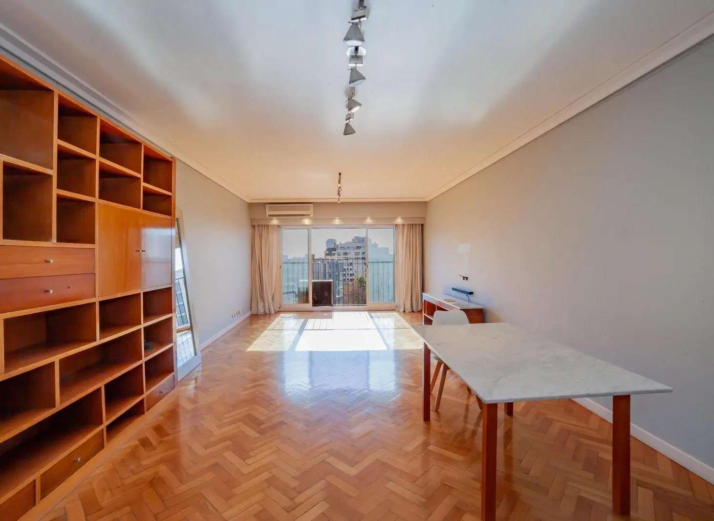 Departamento en Capital Federal , 4 ambientes con cochera y dos baños 3