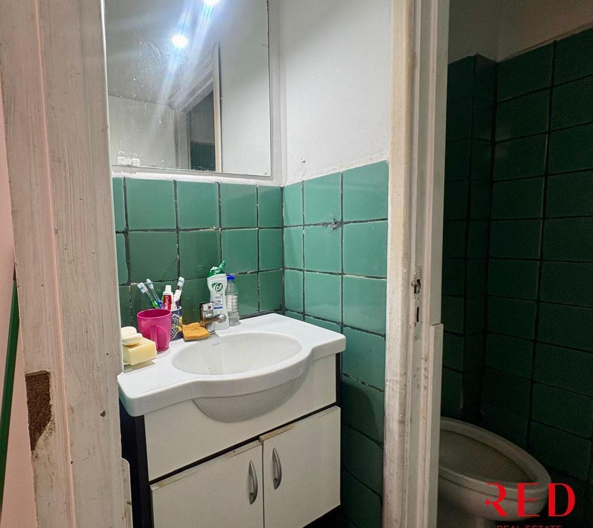 Foto de LOCAL COMERCIAL EN EXCELENTE UBICACIÓN – BELGRANO C, imagen 2