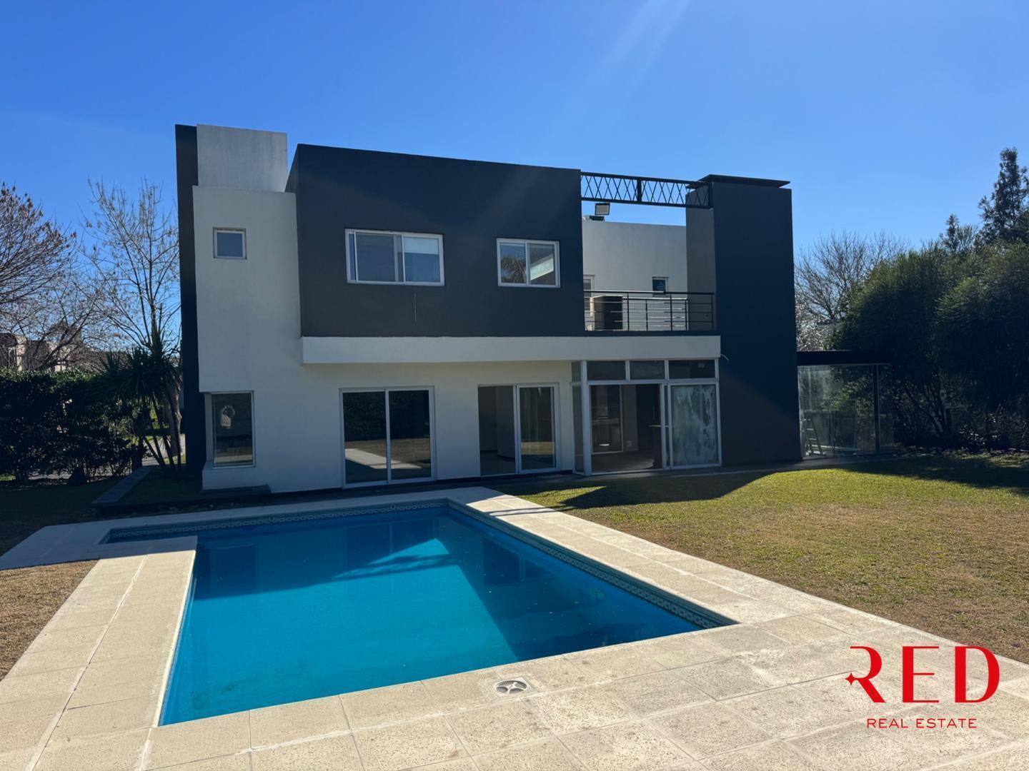 Foto de Venta casa 4 ambientes en Barrio Cerrado, Moreno Santa Ana, imagen 1
