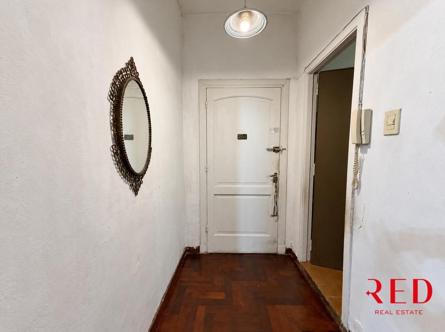 Foto de PVenta PH 2 ambientes con terraza propia y parrilla Montecastro, imagen 3