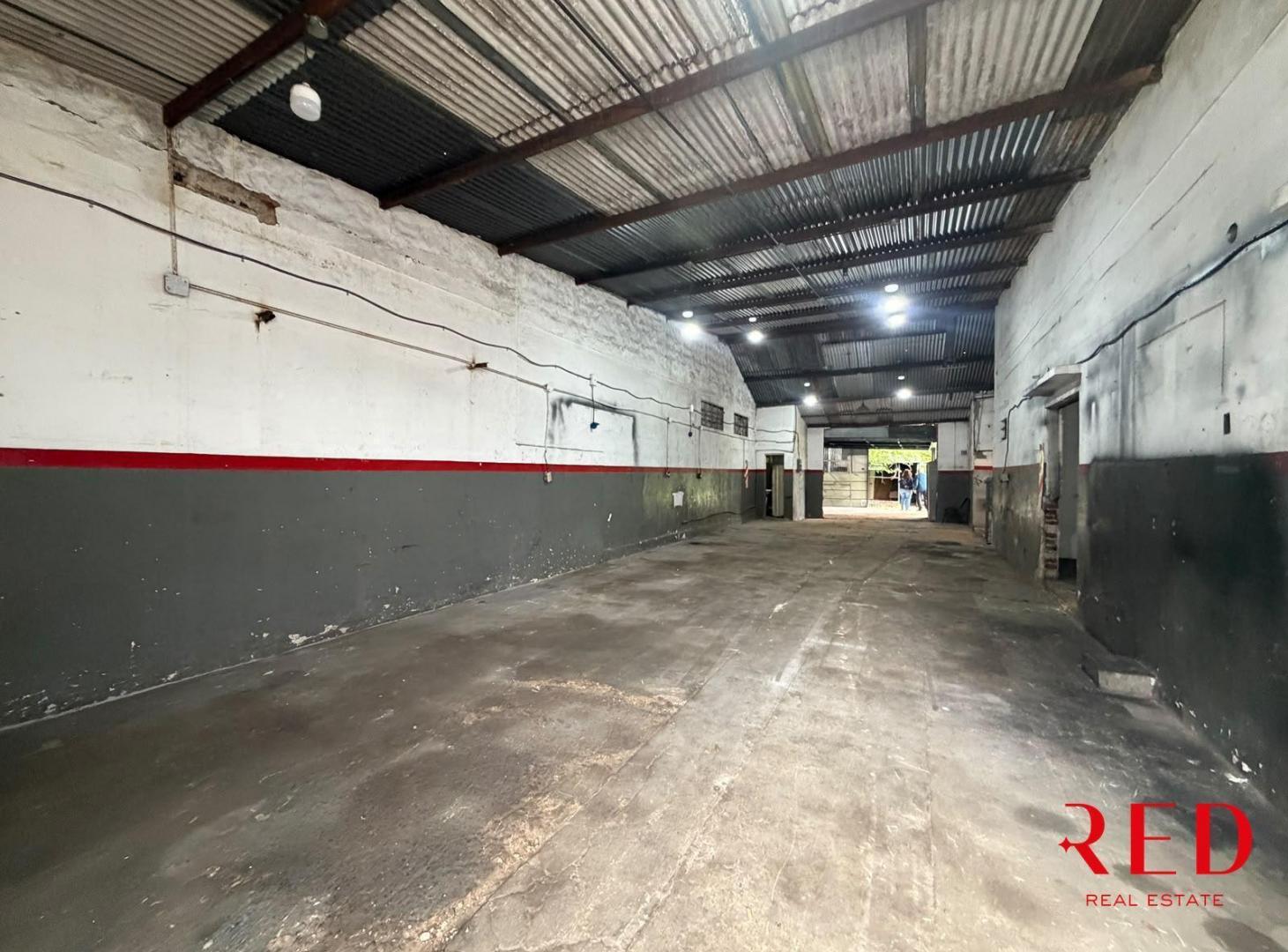 Foto de Venta Galpón Depósito Ituzaingó, imagen 1