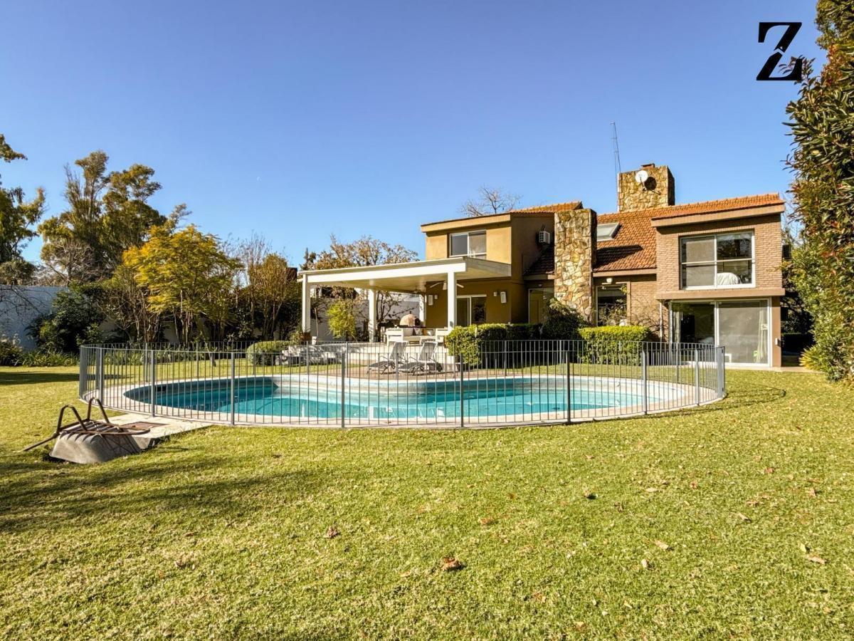 Casa en Alquiler por Temporada en La Horqueta