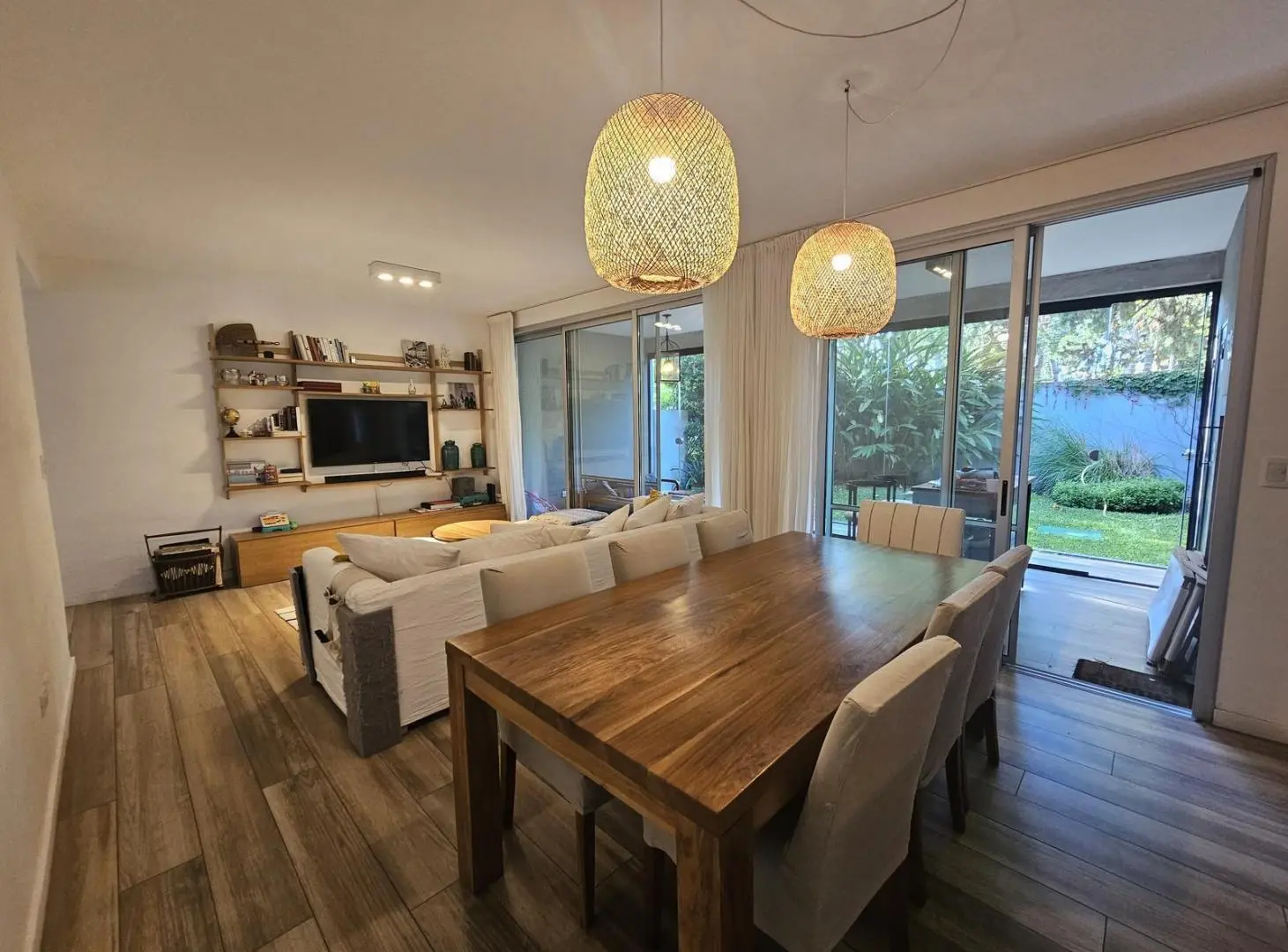 Casa tipo duplex con jardin propio en Ovejitas 1 3