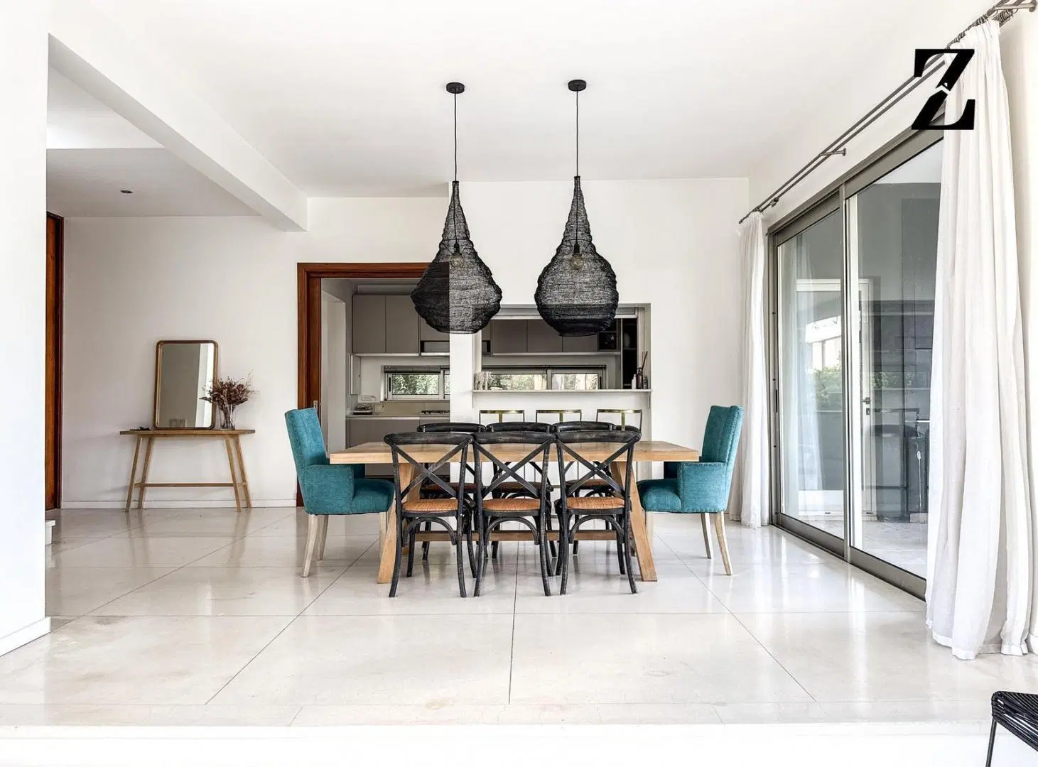 Moderna Casa en Venta en Laguna del Sol | Lote Central 3
