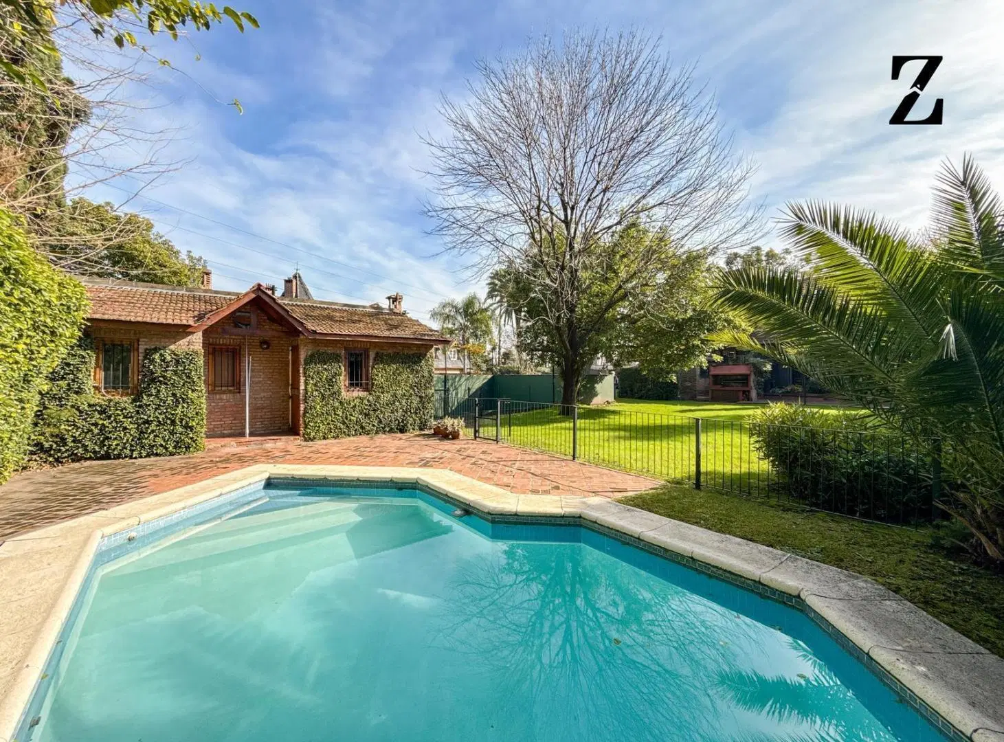 Casa en Venta | Lote 1.000 m² | A 1 Cuadra del Newman La Horqueta | Pileta y Cancha de Paddle 5