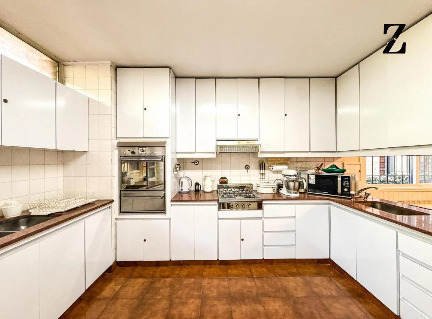 Casa en Venta | Lote 1.000 m² | A 1 Cuadra del Newman La Horqueta | Pileta y Cancha de Paddle 2