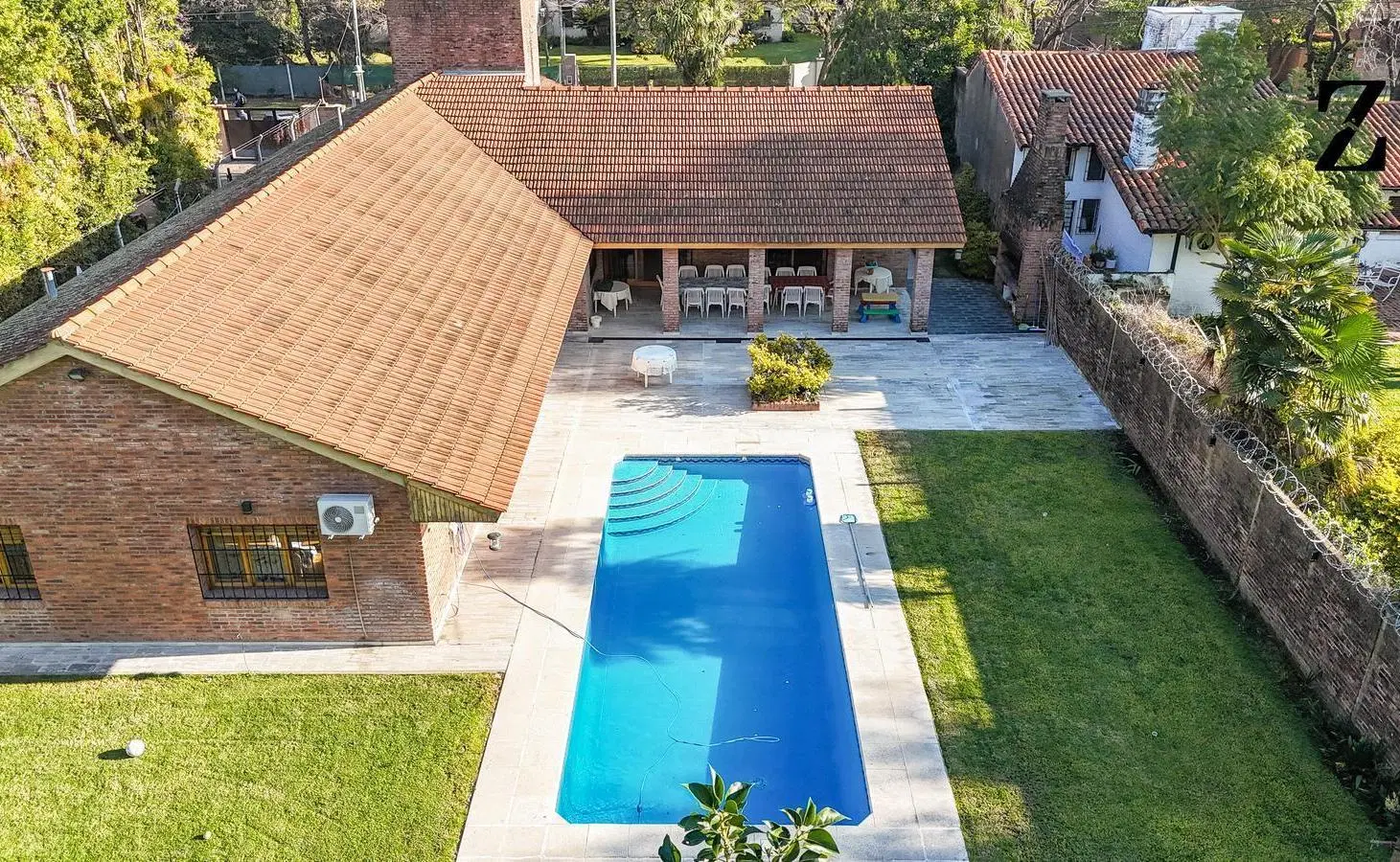 Excelente CASA en  Don Torcuato a la VENTA 3