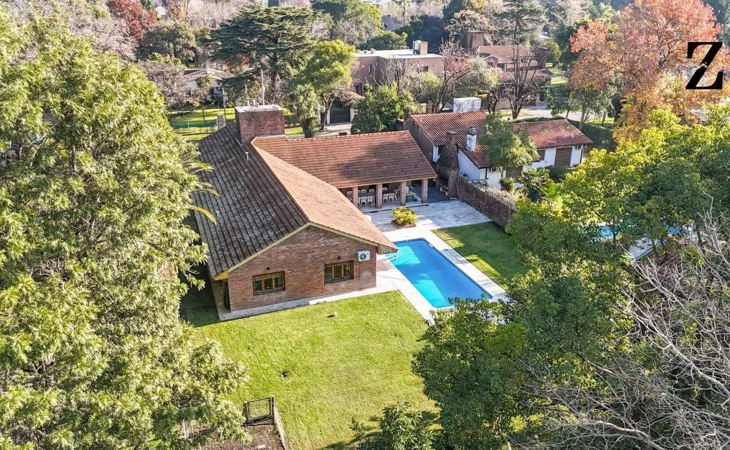 Excelente CASA en  Don Torcuato a la VENTA 5