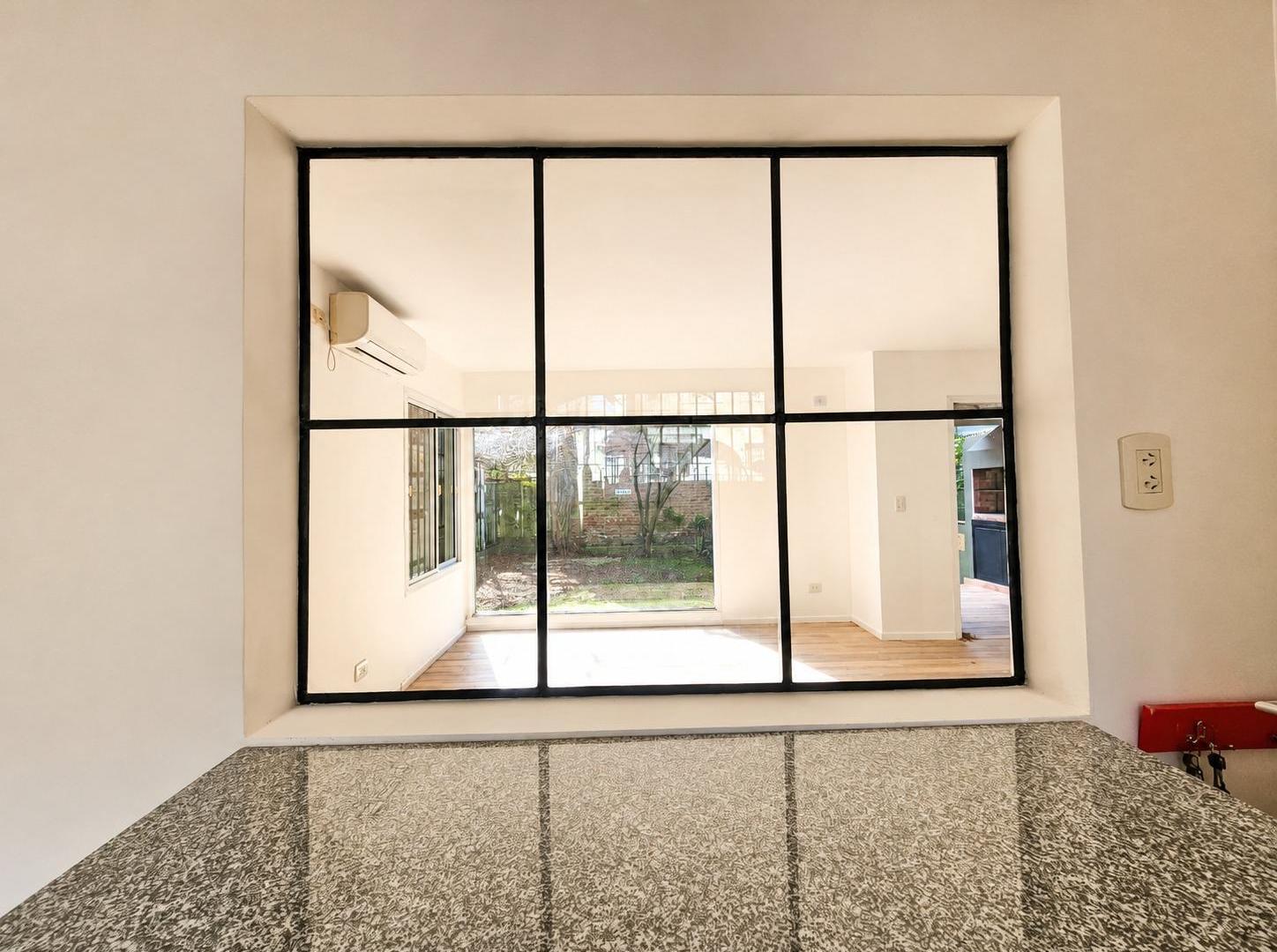 Foto de CASA EN VENTA EN EL BAJO DE SAN ISIDRO | 4 DORMITORIOS | JARDÍN |, imagen 5
