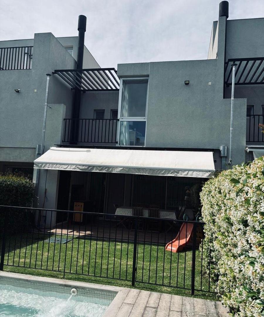 Foto de Casa tipo duplex con jardin propio en Ovejitas 1, imagen 2