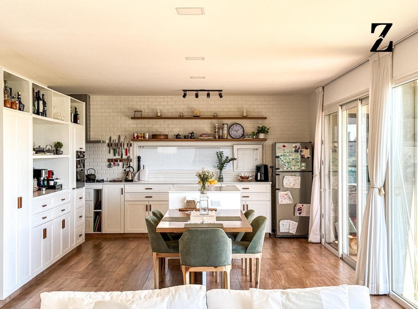 Foto de San Fermín | Única casa en venta a la laguna con orientación noroeste 4, imagen 2