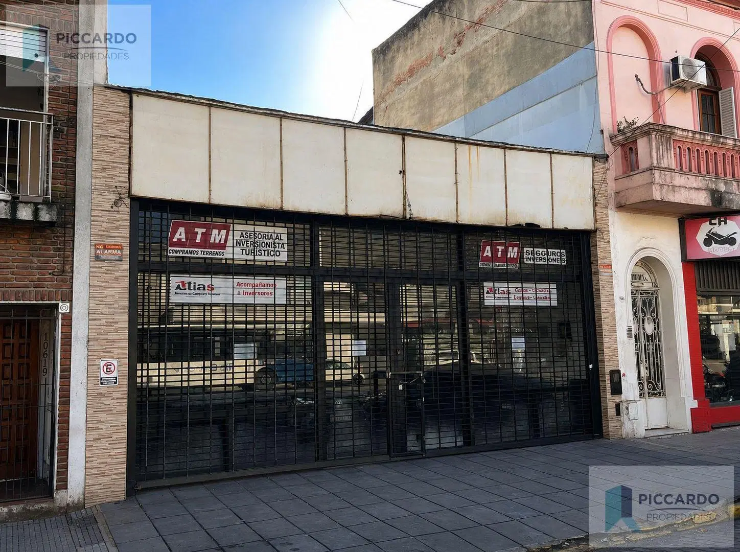 Local en Liniers, PB + EP + Espacio Aéreo 8