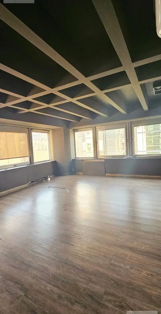 Alquiler Piso 10 completo en Reconquista al 100 (271 m²) – Dos alas independientes 5