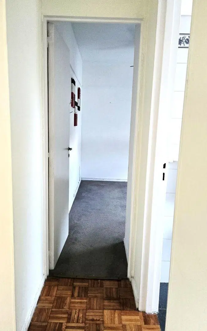 Departamento de 65 m² con balcón en alquiler en Villa del Parque 4