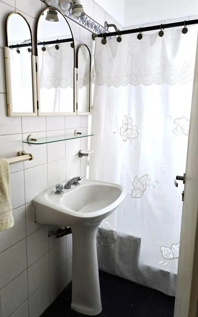 Departamento de 65 m² con balcón en alquiler en Villa del Parque 3
