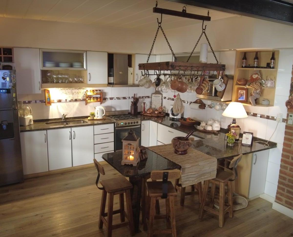 Excelente Casa 4 Ambientes en Venta en San Andres, Zona Agustiniano 5