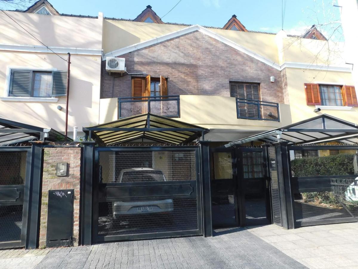Triplex 4 Ambientes en Venta en San Andrés (Zona Agustiniano) 2