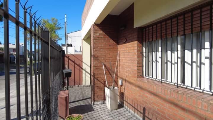 CASA EN VENTA EN VILLA BALLESTER