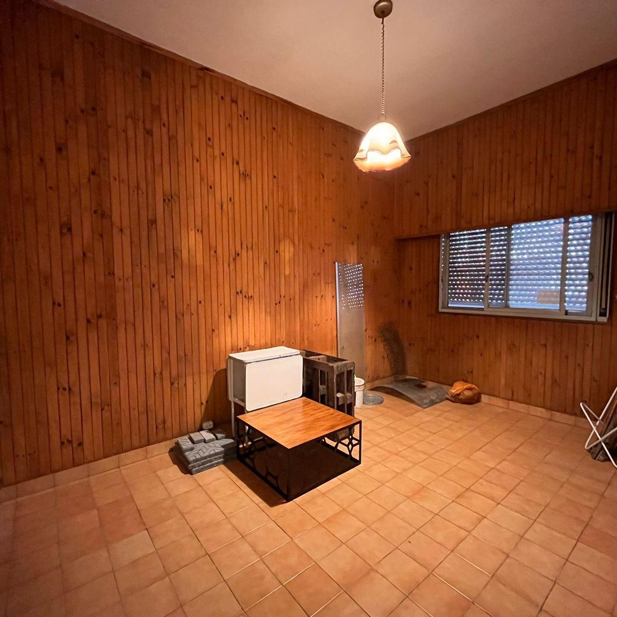 Casa 4 Ambientes con Garaje y Quincho en Venta en San Andrés 1