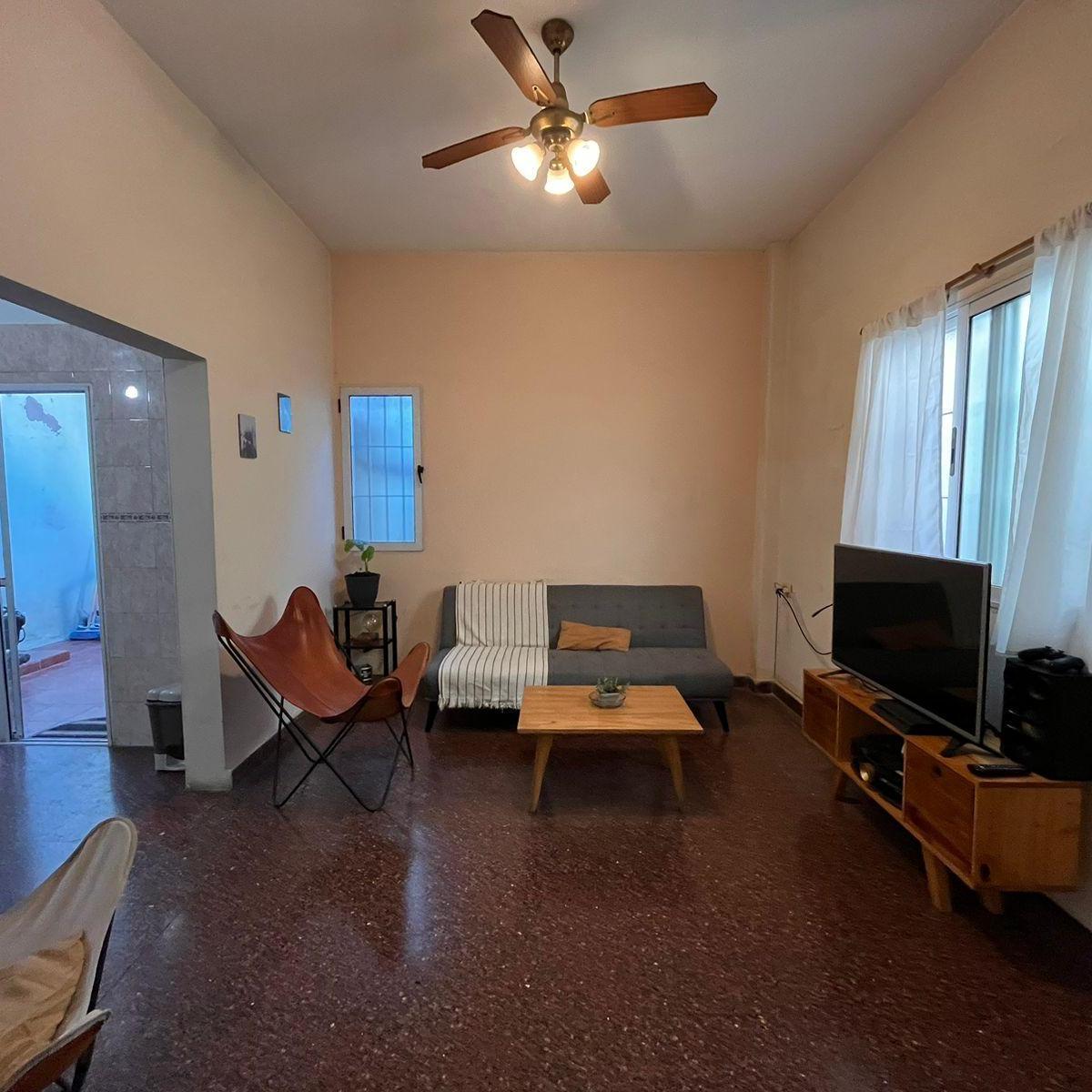Casa 4 Ambientes con Garaje y Quincho en Venta en San Andrés 3