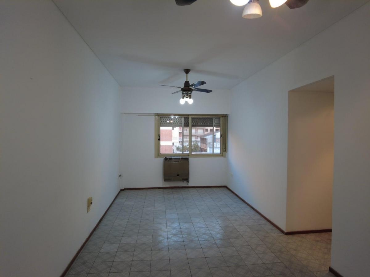 Departamento 3 Ambientes en Venta en San Martin Centro 5