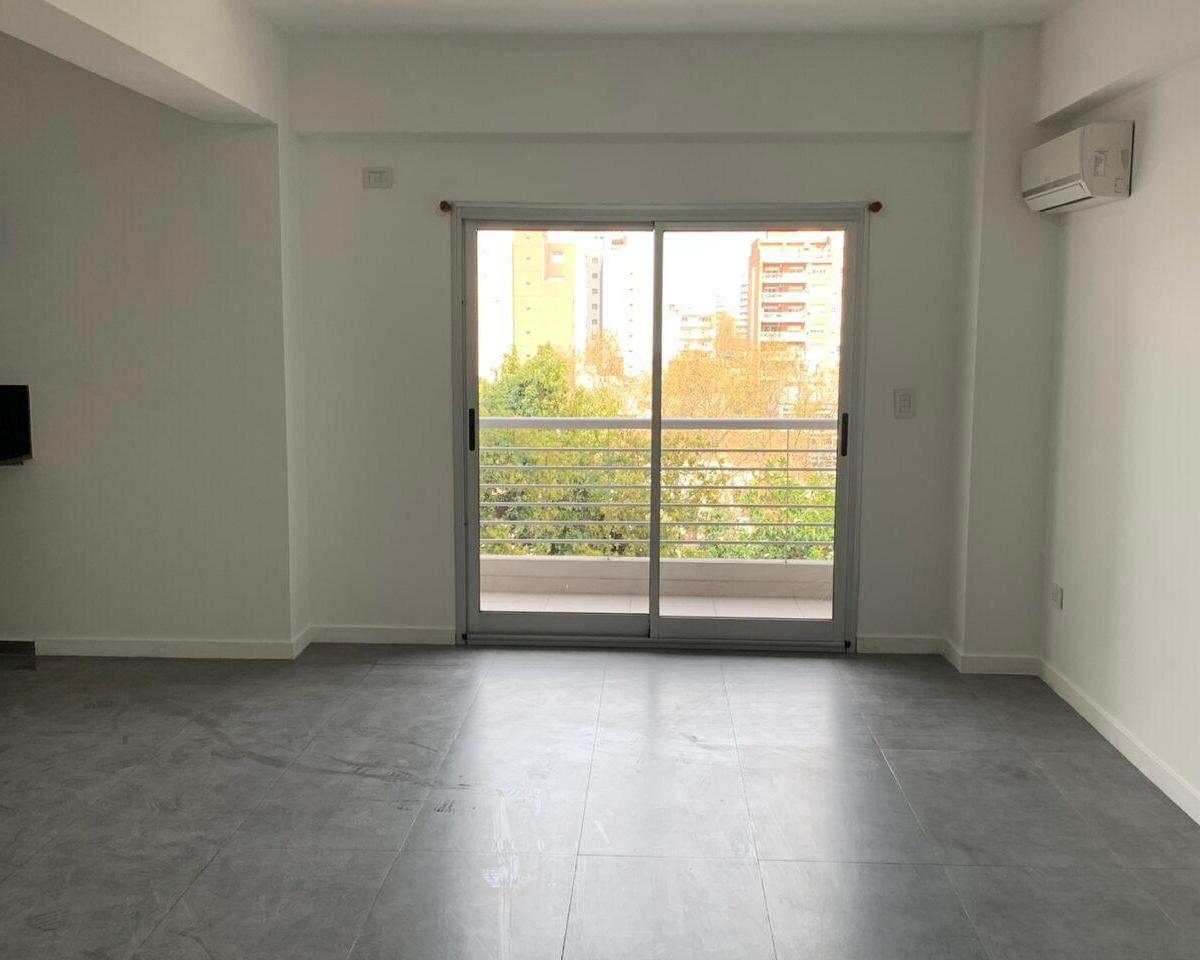 Departamento Monoambiente en Venta en San Martín 3