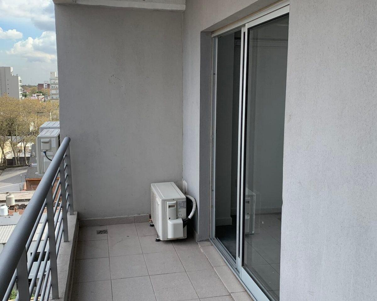 Departamento Monoambiente en Venta en San Martín 2