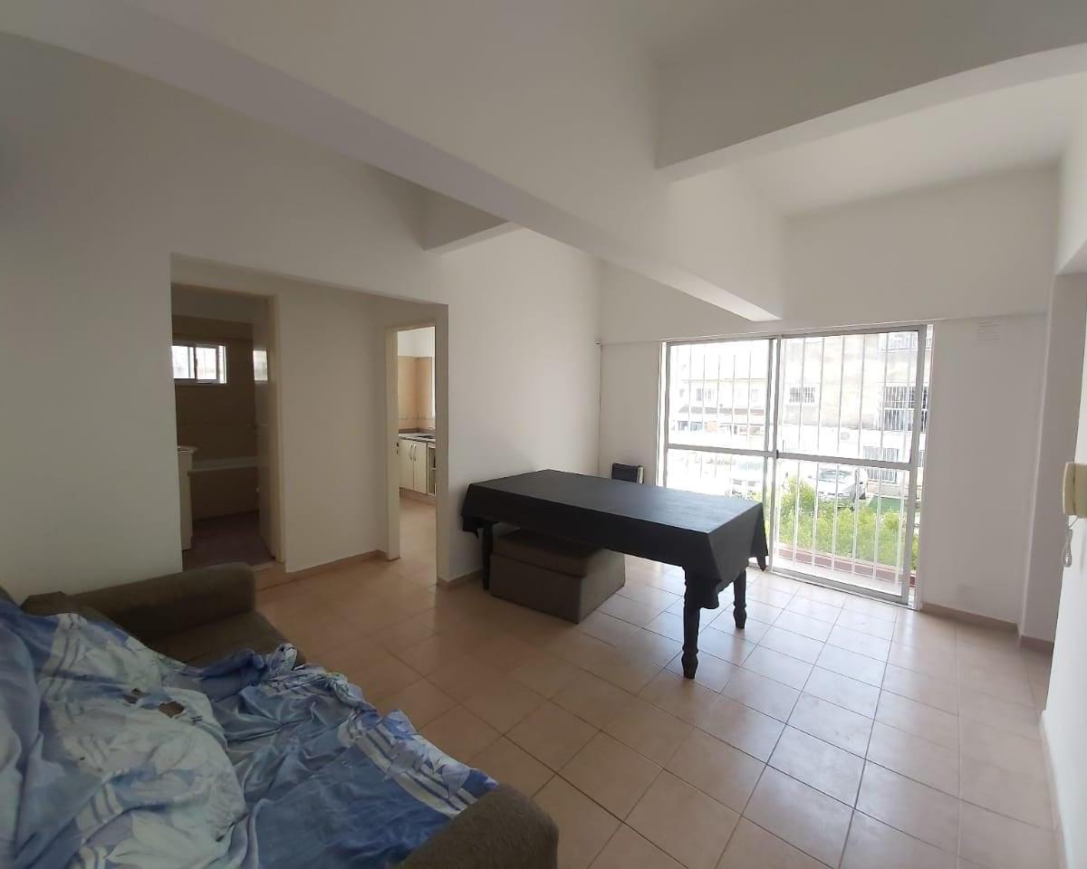 Departamento 2 Ambientes y Medio en Venta con Cochera en San Andres 1