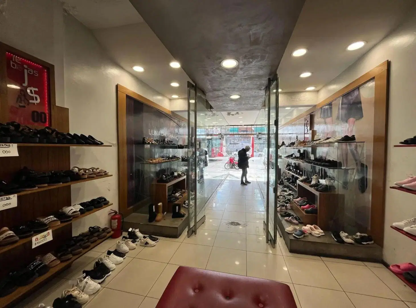 Local Comercial en Venta en Liniers 3