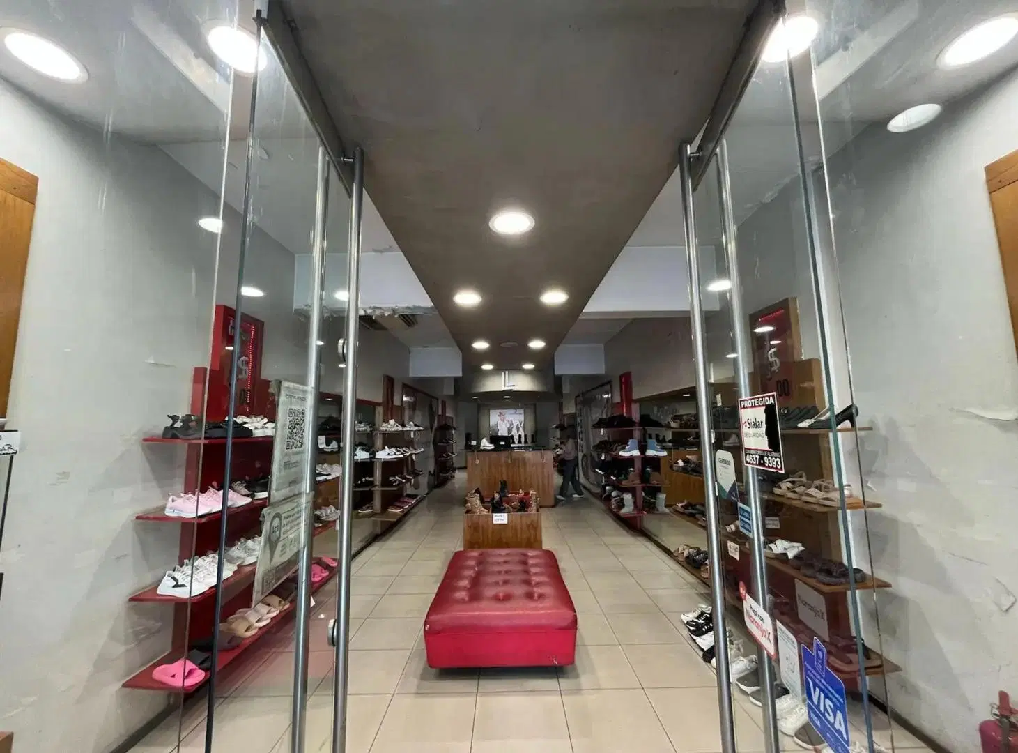 Local Comercial en Venta en Liniers 2