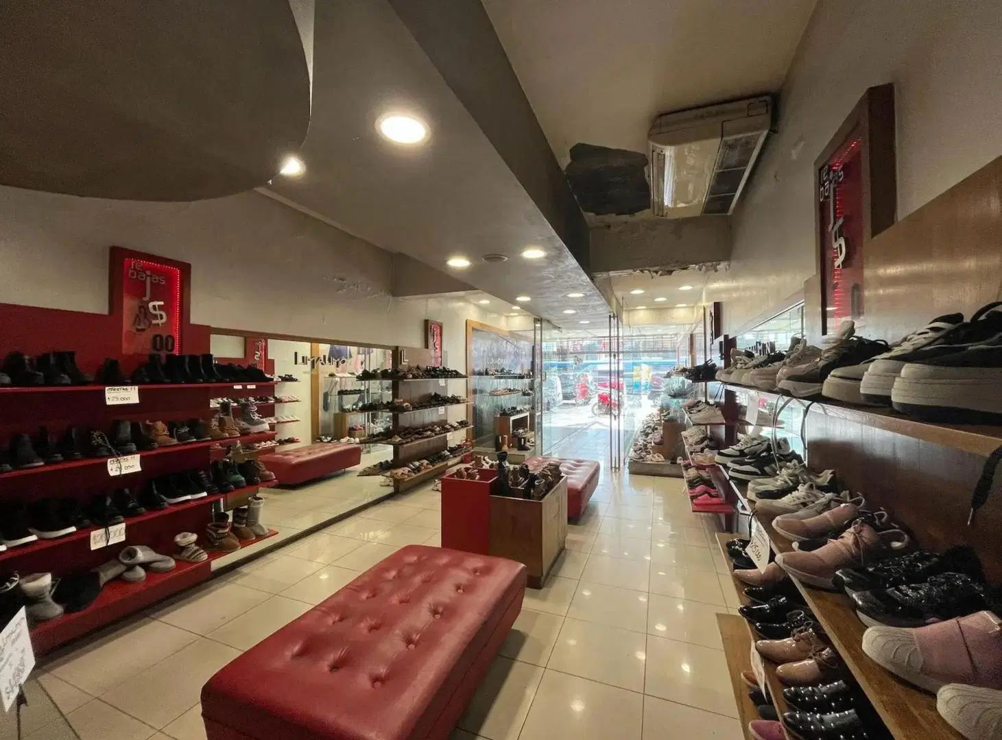 Local Comercial en Venta en Liniers 4