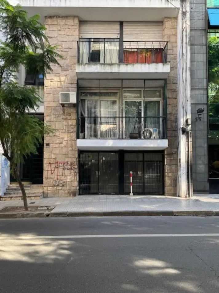 LOCAL COMERCIAL CENTRICO EN ALQUILER 4