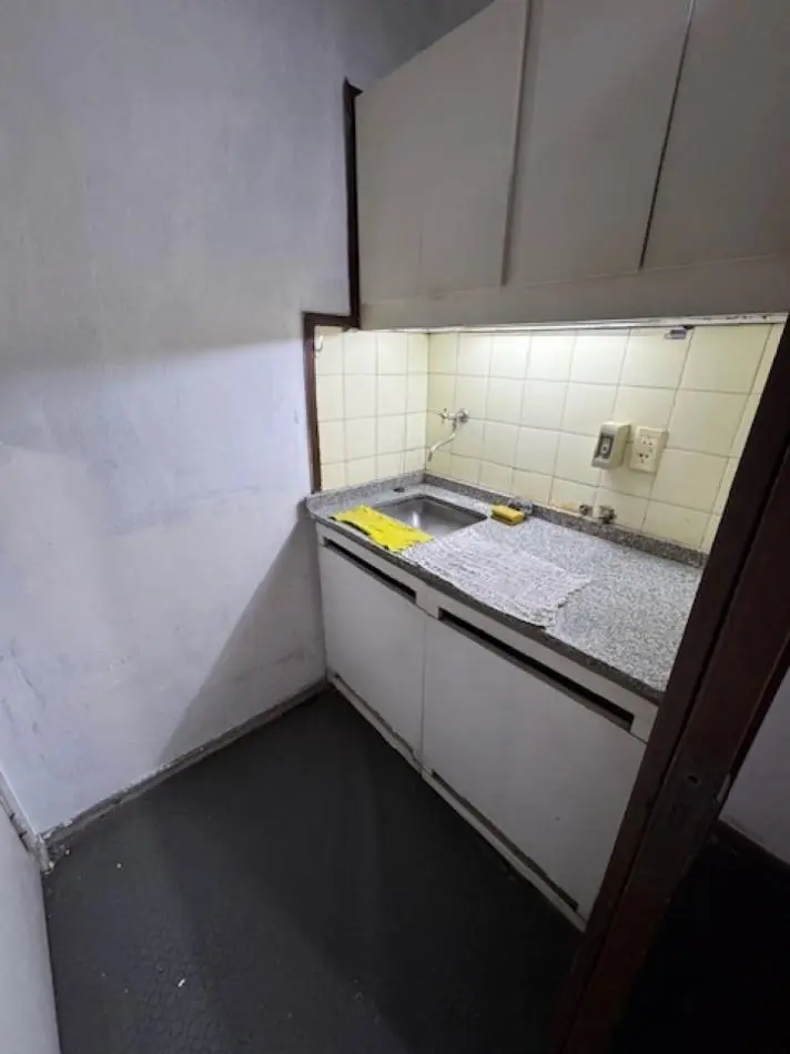 LOCAL COMERCIAL CENTRICO EN ALQUILER 5
