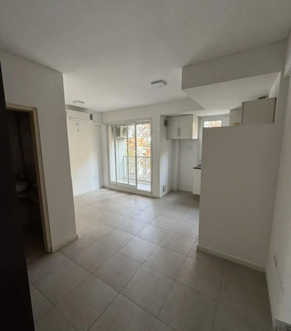 DEPARTAMENTO DE 1 AMBIENTE EN ALQUILER 3
