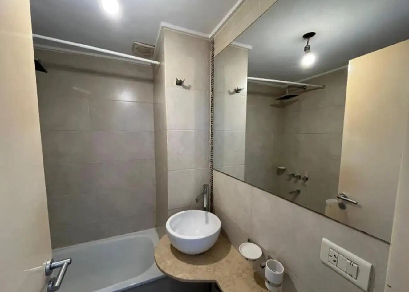 DEPARTAMENTO DE 1 AMBIENTE EN ALQUILER 4