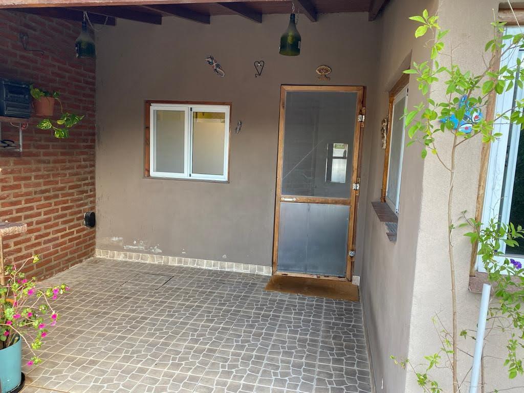 Casa con Piscina B°montemar Mar del Plata 2