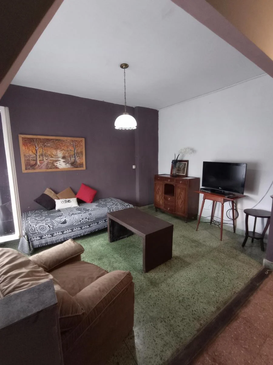 Casa en B° Caisamar Estrada 1