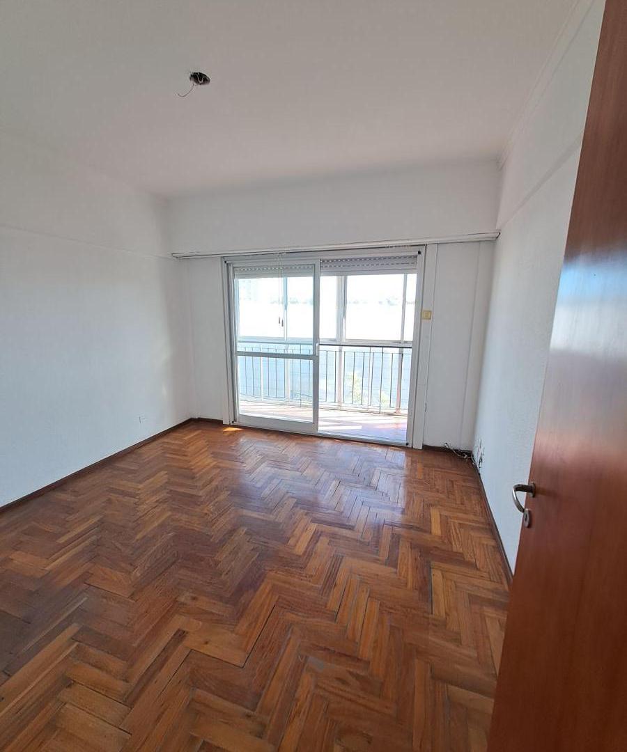 Foto de VENTA DTO 3 AMB BALCON A LA CALLE, imagen 2