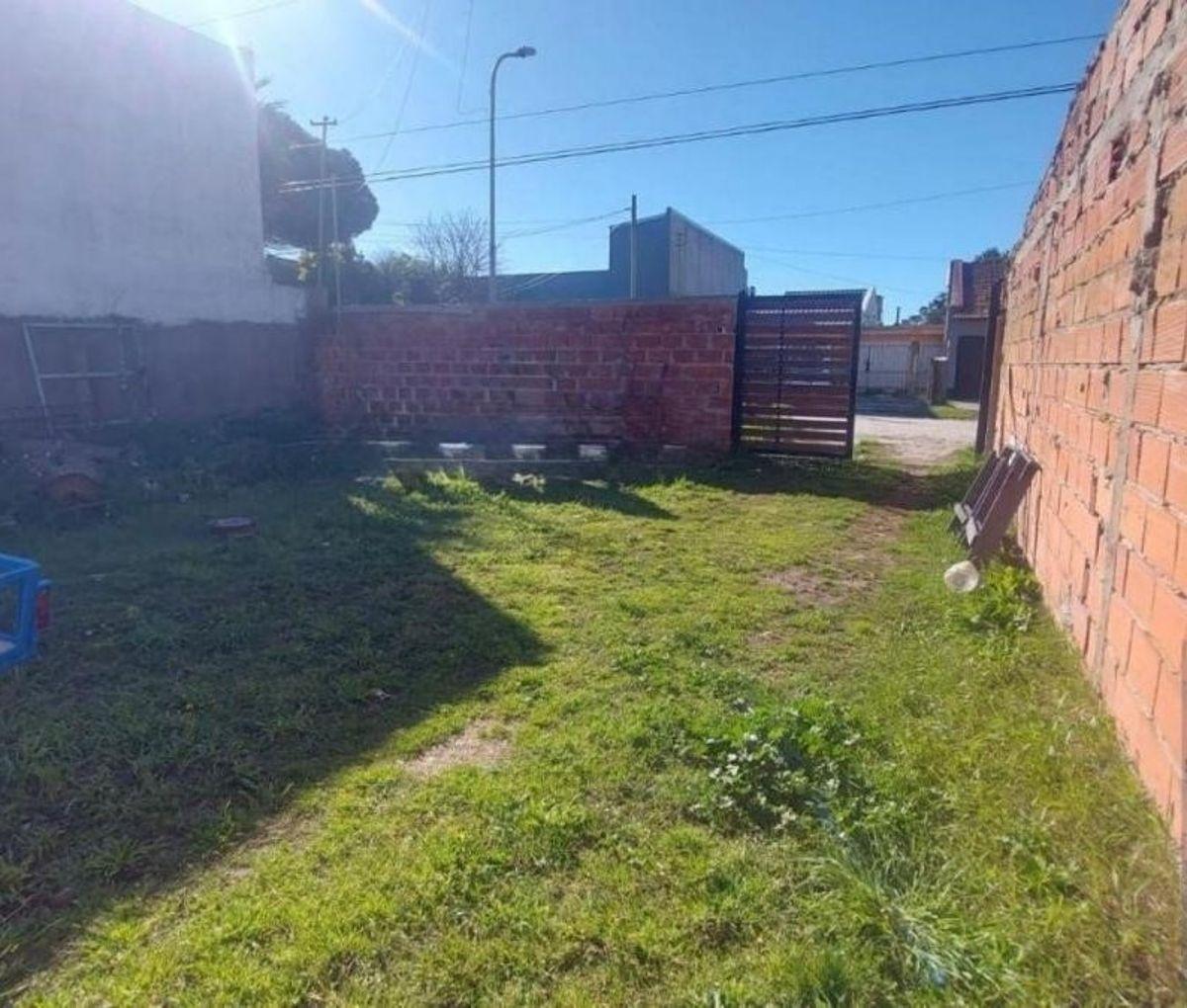 Foto de TERRENO EN VENTA-330M2 -Bº LOPEZ DE GOMARA, imagen 1