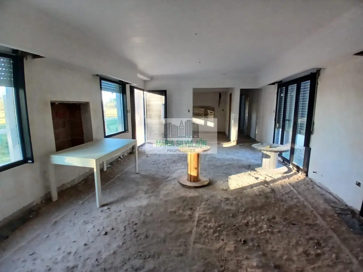 VENTA PROPIEDAD EN CONSTRUCCION A TERMINAR 4