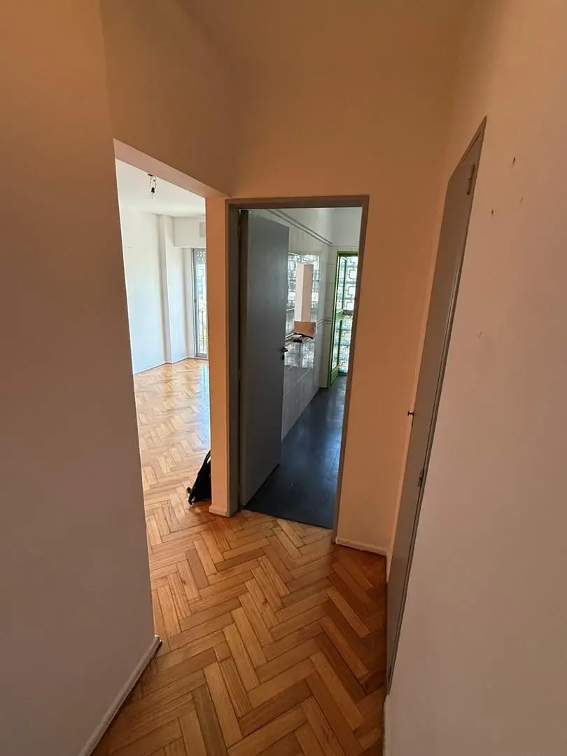 Dto 3 amb en Venta, super luminoso, apto crédito, excelente ubicación , CABA, Buenos Aires 2