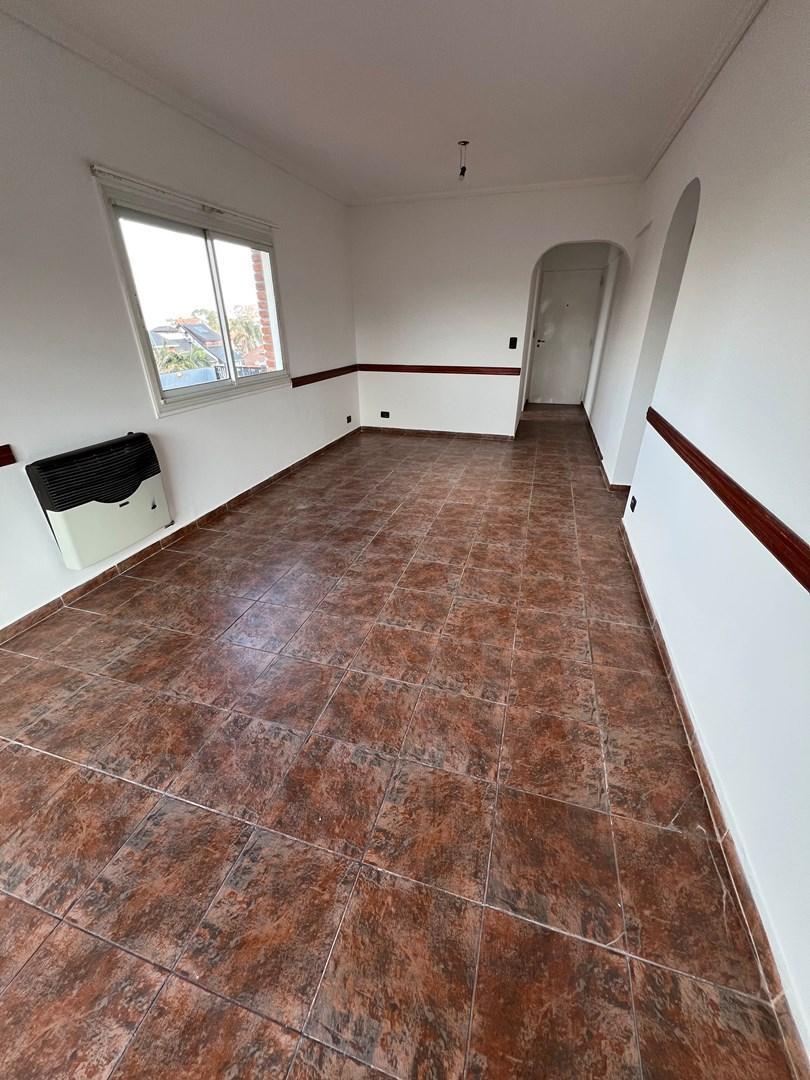 Foto de Departamento en Alquiler en Acassuso, San Isidro, G.B.A. Zona Norte, imagen 3