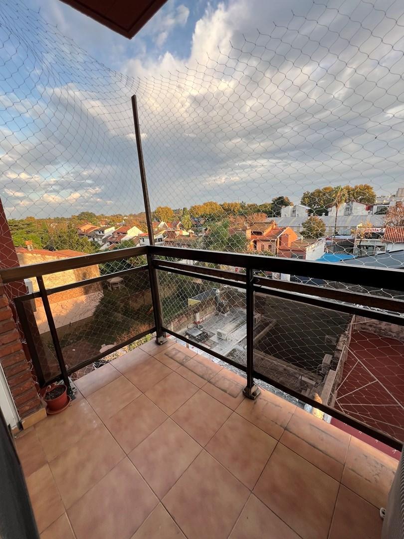 Foto de Departamento en Alquiler en Acassuso, San Isidro, G.B.A. Zona Norte, imagen 1