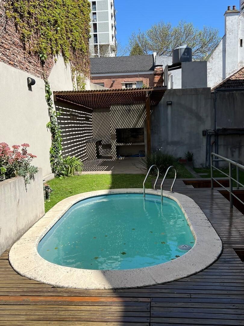 Foto de Departamento en Alquiler con patio, dormitorio en suite y vestidor, imagen 3