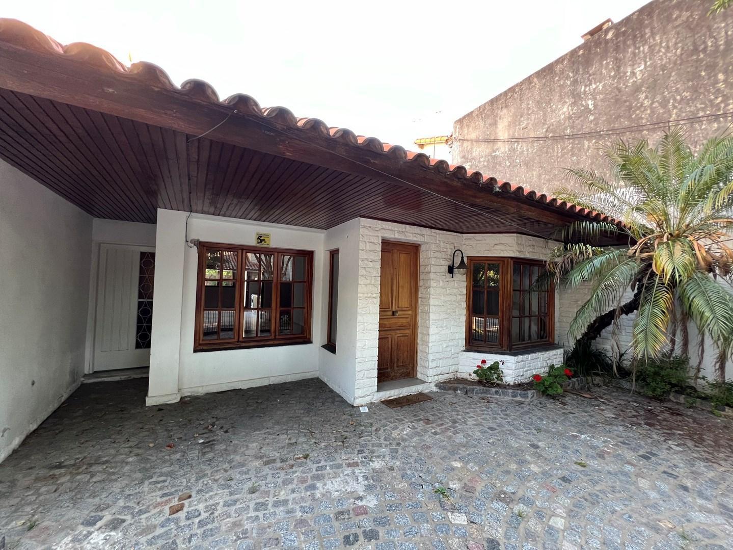 Foto de Casa Chalet en Venta en La Lucila, Vicente López, G.B.A. Zona Norte, imagen 1