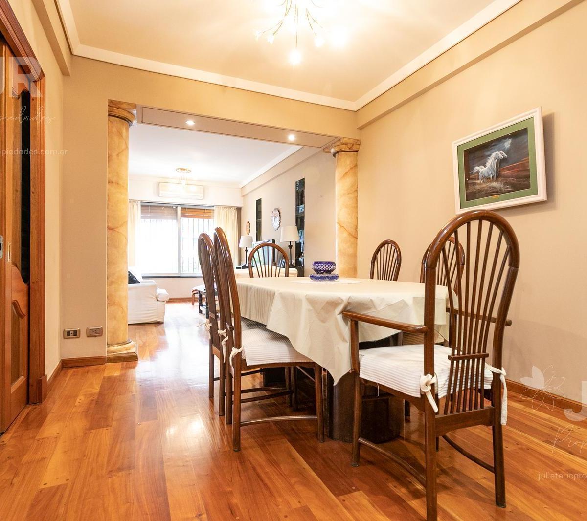 Casa 5 Ambientes en Venta en El Barrio de Caballito 2