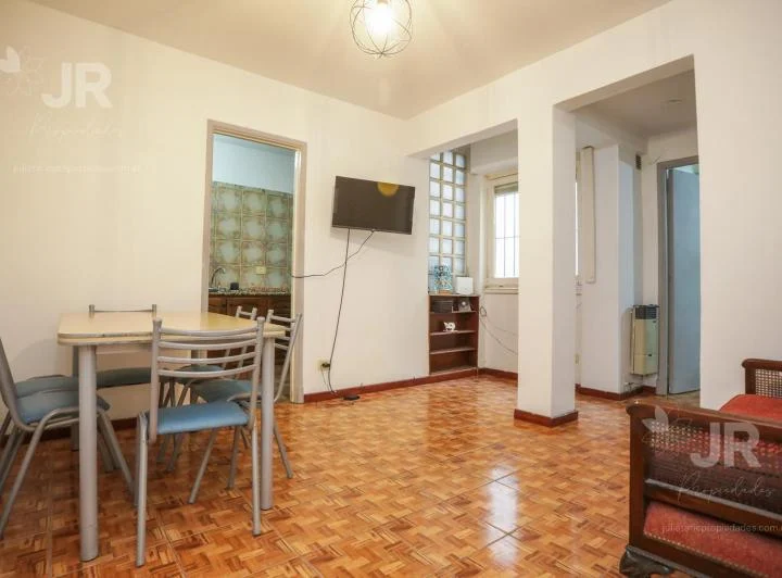 Departamento dos ambientes en Almagro. APTO CRÉDITO 1