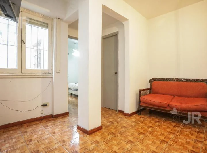 Departamento dos ambientes en Almagro. APTO CRÉDITO 4