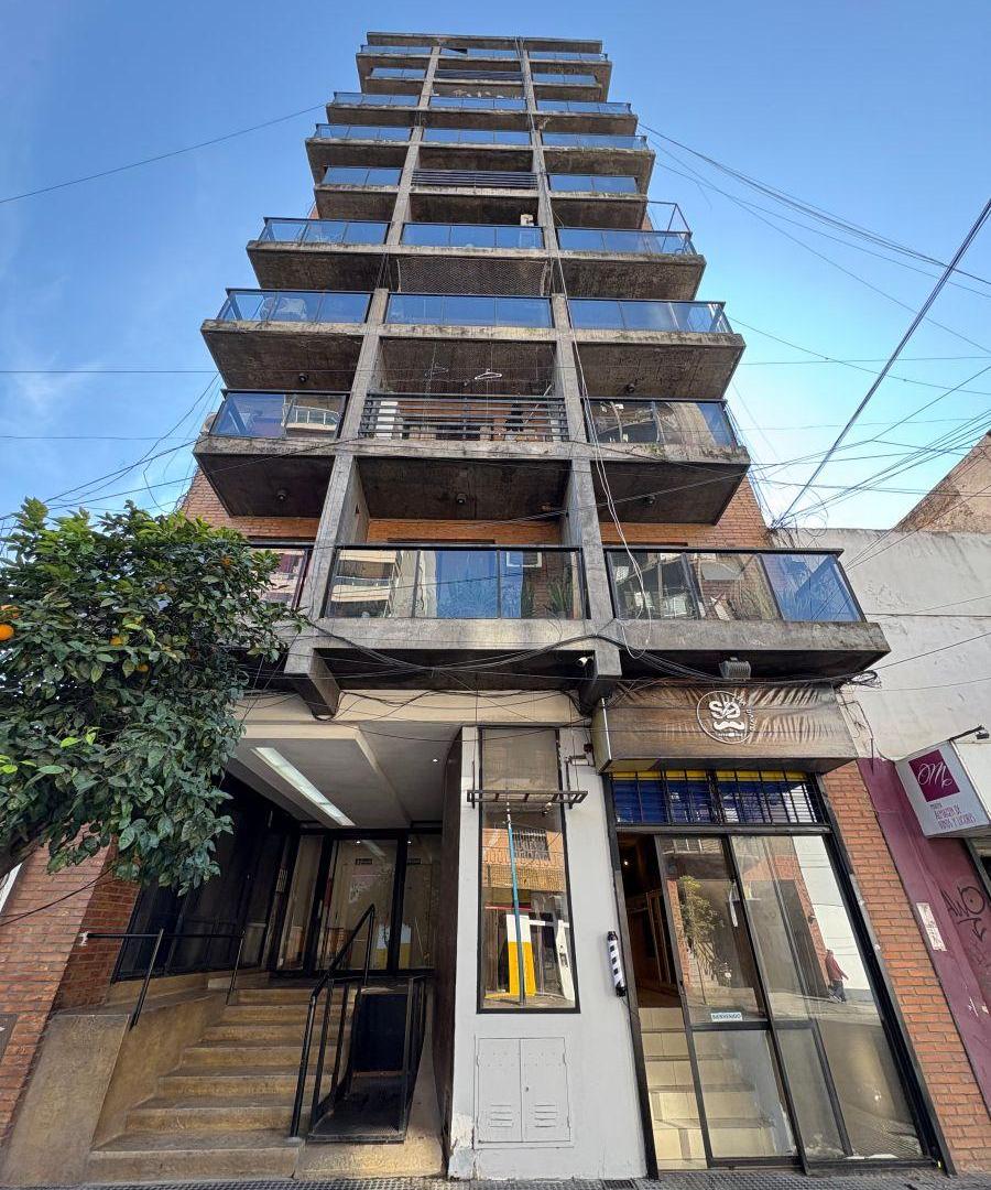 MONOAMBIENTE EN VENTA - SANTIAGO AL 900