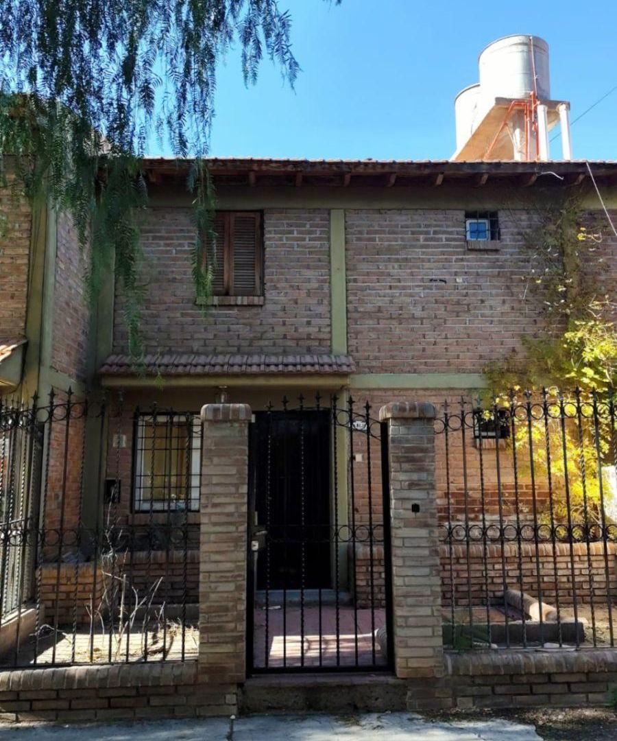 Casa en alquiler en Villa Nueva